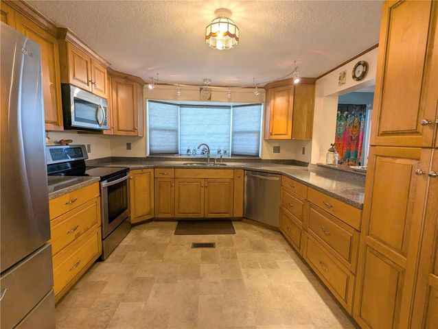 526 CASSANDRA LANE, Lakeland, FL 33809