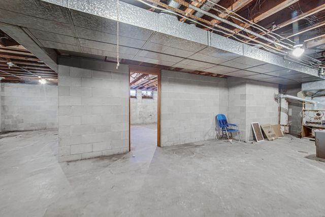 2906 Oriole Trail, Long Beach, IN 46360