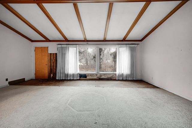 2906 Oriole Trail, Long Beach, IN 46360