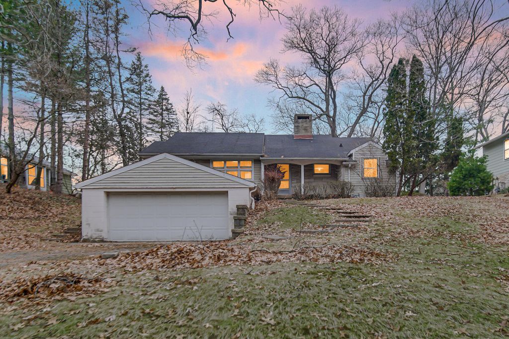 2906 Oriole Trail, Long Beach, IN 46360