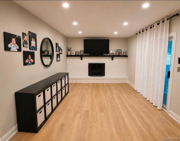 13178 Leech Drive, Sterling Heights, MI 48312