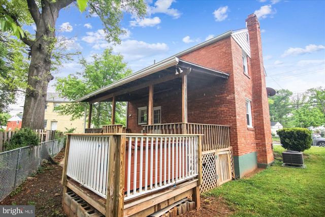 7112 ANNAPOLIS RD, Hyattsville, MD 20784