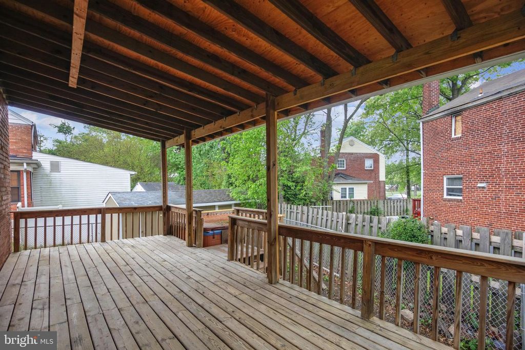 7112 ANNAPOLIS RD, Hyattsville, MD 20784