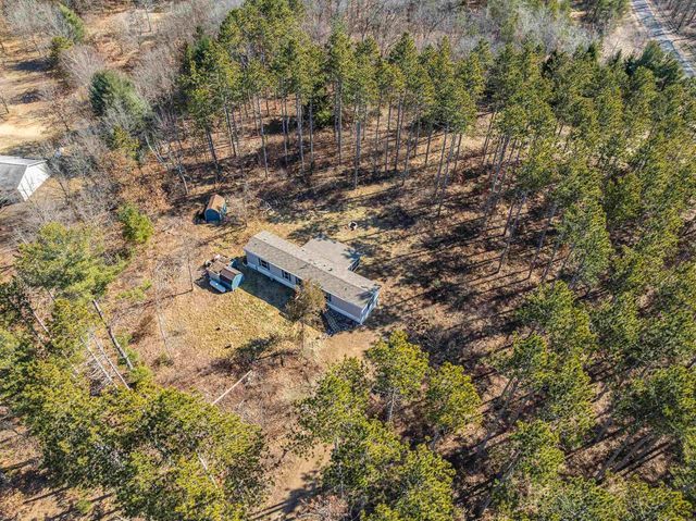 N1120 Deer Run Court, Lyndon Station, WI 53944