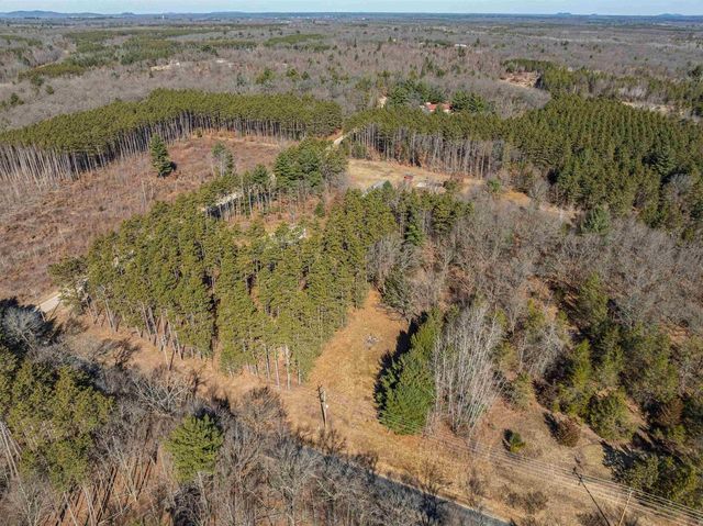 N1120 Deer Run Court, Lyndon Station, WI 53944