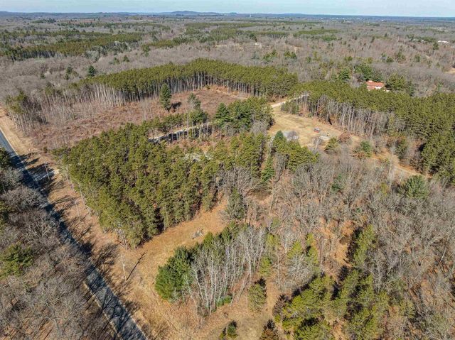 N1120 Deer Run Court, Lyndon Station, WI 53944