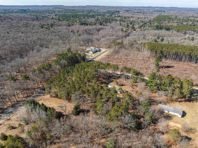 N1120 Deer Run Court, Lyndon Station, WI 53944