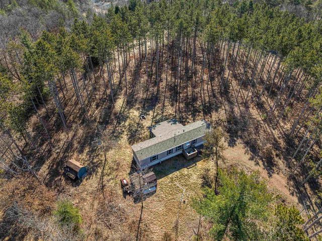 N1120 Deer Run Court, Lyndon Station, WI 53944