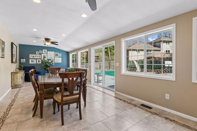 1212 Balsam Trail E, Eagan, MN 55123