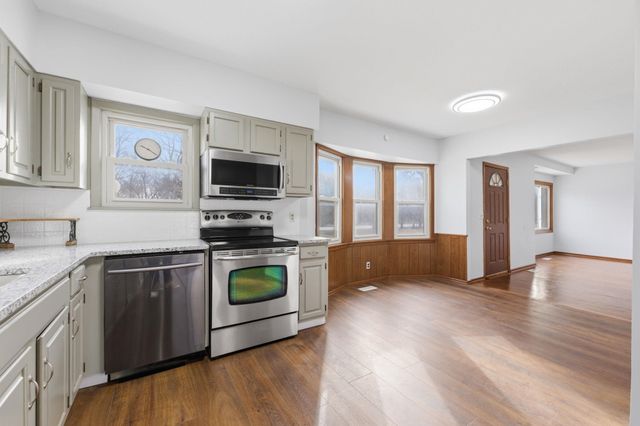 655 S McCandless Rd, Andover, KS 67002