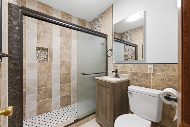 655 S McCandless Rd, Andover, KS 67002