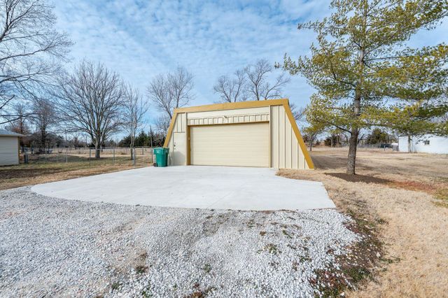 655 S McCandless Rd, Andover, KS 67002