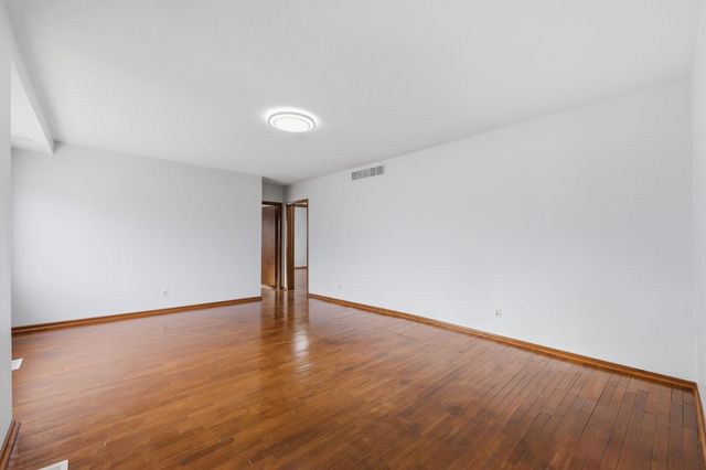 655 S McCandless Rd, Andover, KS 67002