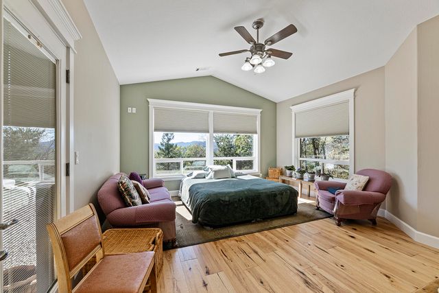 1095 Ingalls Lane, Grants Pass, OR 97527