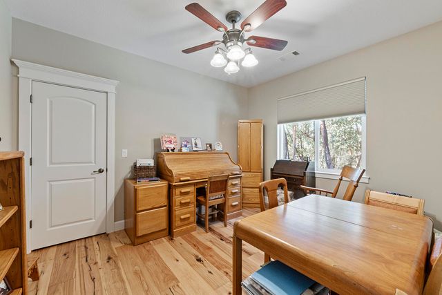 1095 Ingalls Lane, Grants Pass, OR 97527