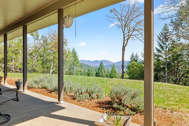 1095 Ingalls Lane, Grants Pass, OR 97527