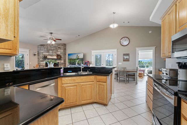 1095 Ingalls Lane, Grants Pass, OR 97527