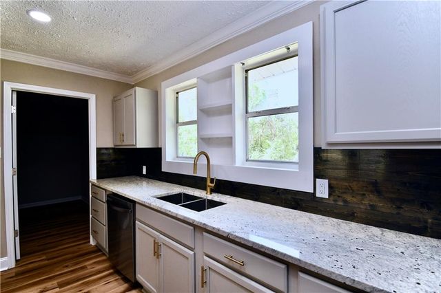 2143 WETTERMARK Street, Alexandria, LA 71301