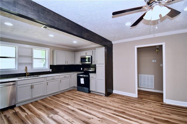 2143 WETTERMARK Street, Alexandria, LA 71301