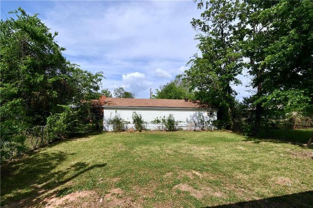 2143 WETTERMARK Street, Alexandria, LA 71301