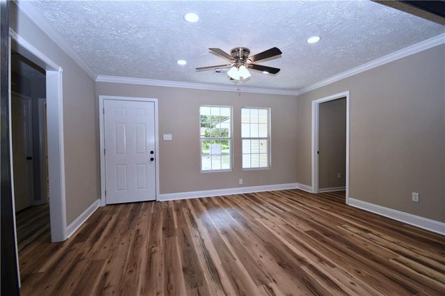 2143 WETTERMARK Street, Alexandria, LA 71301