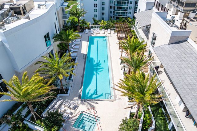 210 SE MIZNER Boulevard 101, Boca Raton, FL 33432