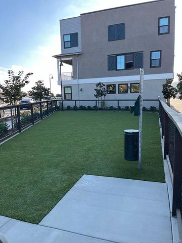 2523 Delphinium Lane, Carlsbad, CA 92008