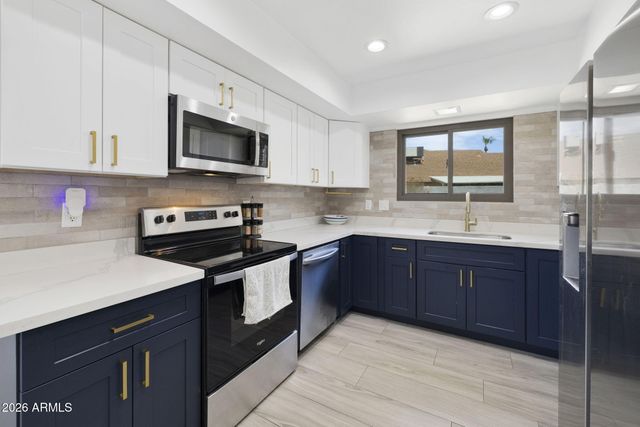 4768 W PIUTE Avenue, Glendale, AZ 85308