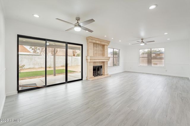 4768 W PIUTE Avenue, Glendale, AZ 85308