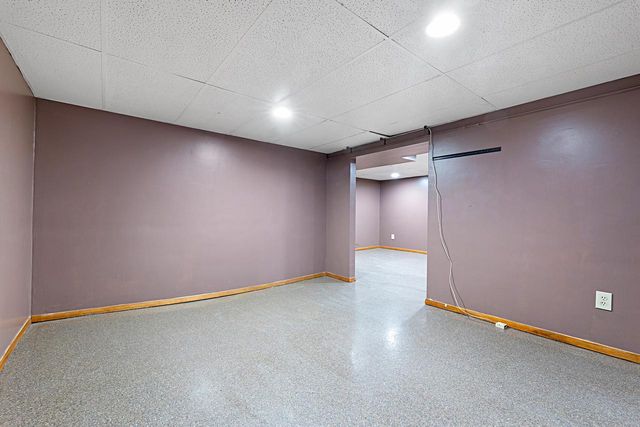 6463 N 55th STREET, Milwaukee, WI 53223