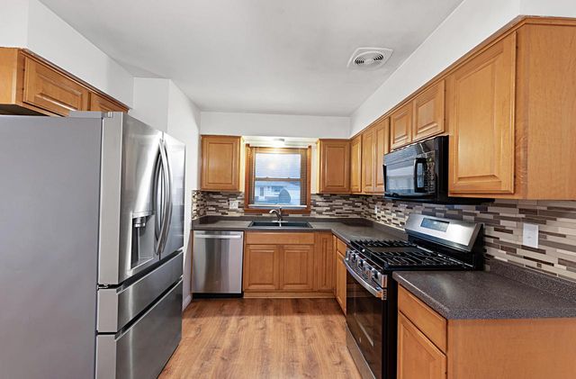 6463 N 55th STREET, Milwaukee, WI 53223