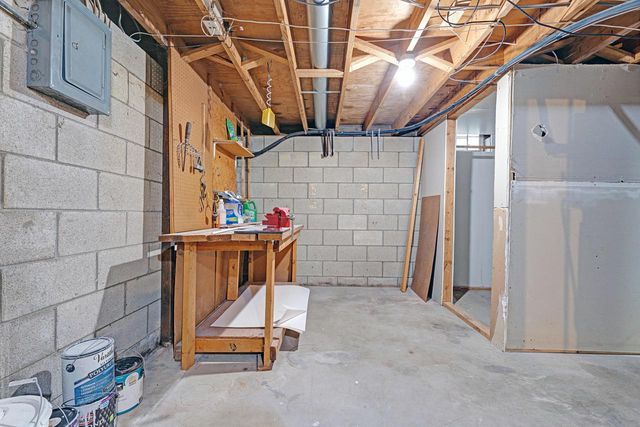 6463 N 55th STREET, Milwaukee, WI 53223