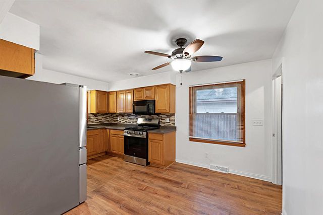 6463 N 55th STREET, Milwaukee, WI 53223