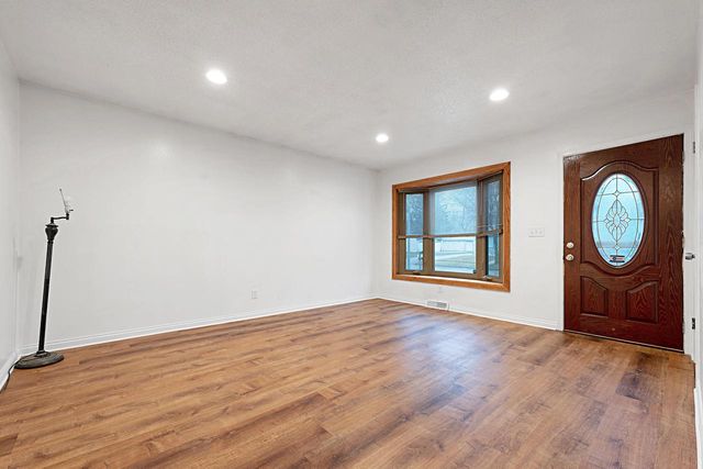 6463 N 55th STREET, Milwaukee, WI 53223