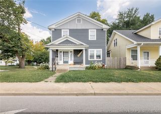 1918 Charlestown Road, New Albany, IN 47150
