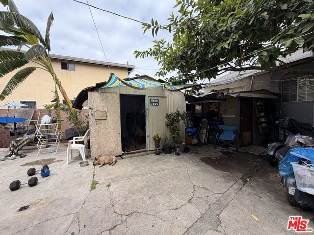 1032 N Ridgewood Place, Los Angeles, CA 90038