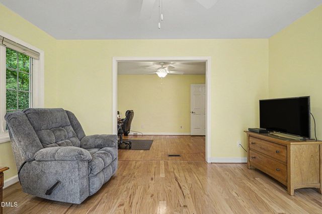 5131 Cardinal Circle, Sanford, NC 27332