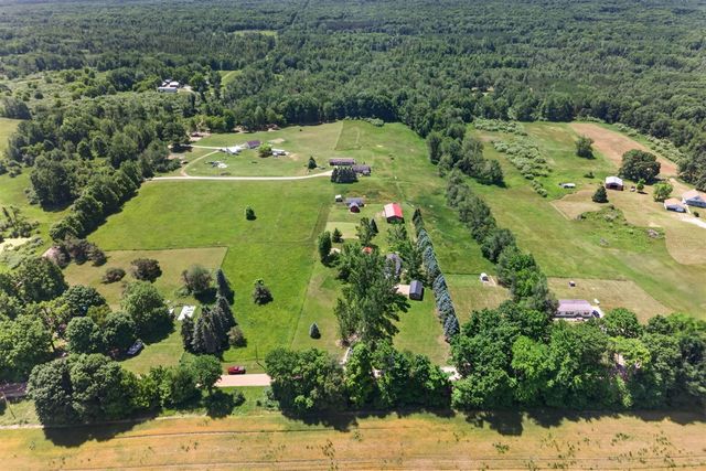 10100 W Jordan Road, Remus, MI 49340