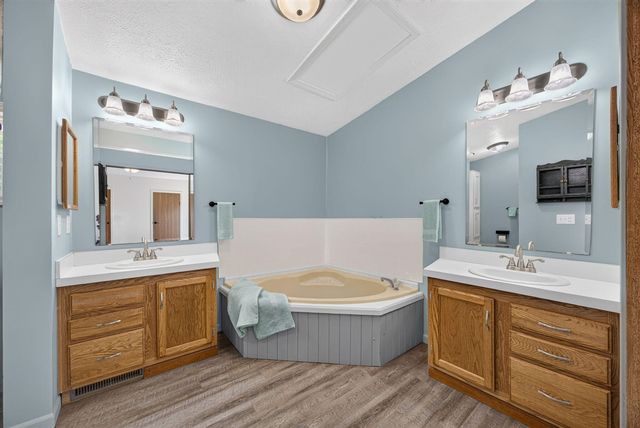 10100 W Jordan Road, Remus, MI 49340
