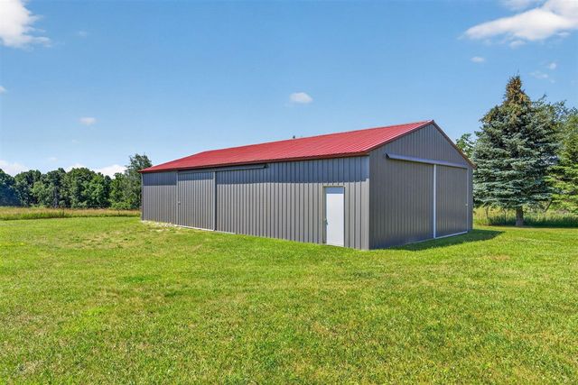 10100 W Jordan Road, Remus, MI 49340