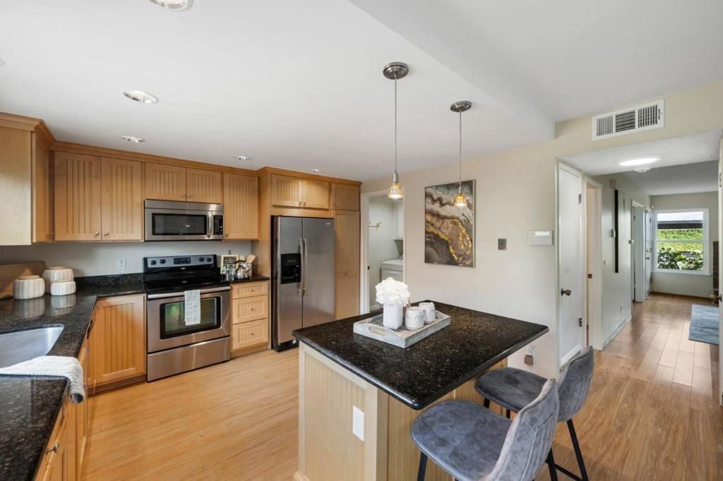 Image 12 of property listing at 1527 Beach Park Boulevard, Foster City, CA 94404