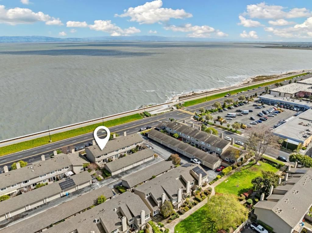 Image 2 of property listing at 1527 Beach Park Boulevard, Foster City, CA 94404