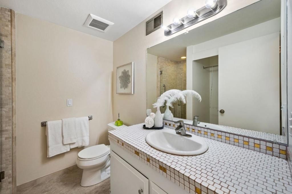 Image 24 of property listing at 1527 Beach Park Boulevard, Foster City, CA 94404