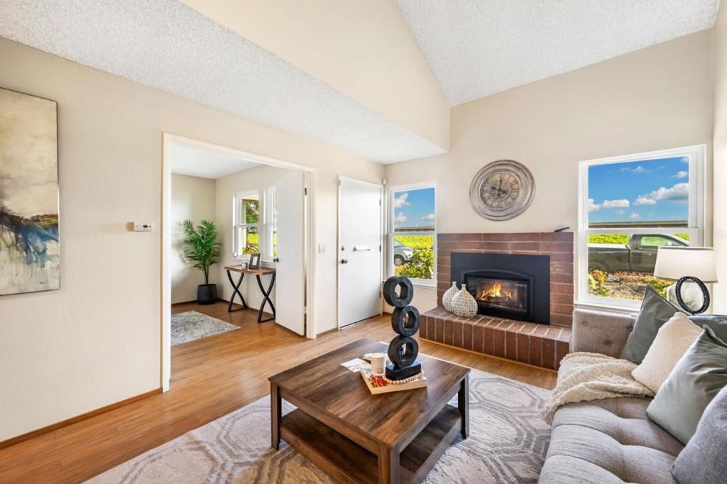 Image 6 of property listing at 1527 Beach Park Boulevard, Foster City, CA 94404