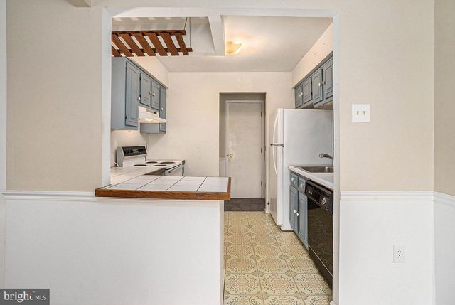 4 ZUMMO WAY, Norristown, PA 19401