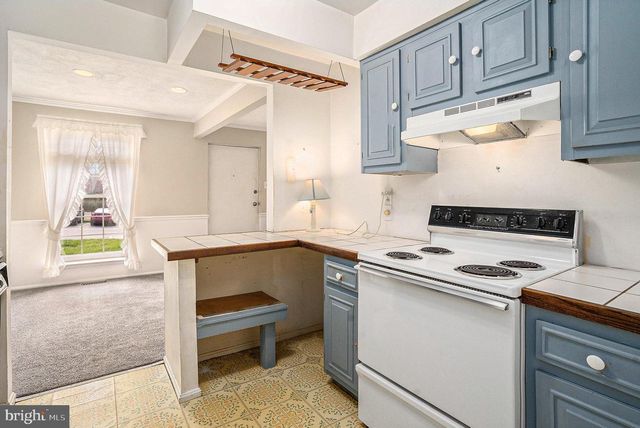 4 ZUMMO WAY, Norristown, PA 19401