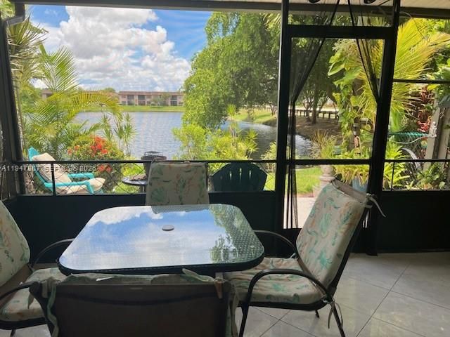 905 NW 107th Ave, Pembroke Pines, FL 33026