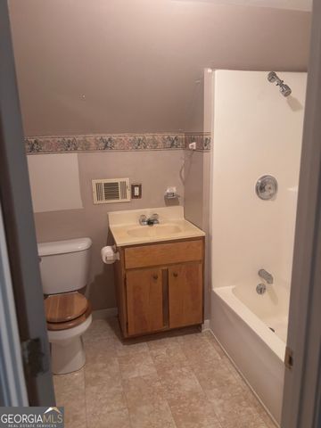 301 Giles Ferry Road, Flovilla, GA 30216