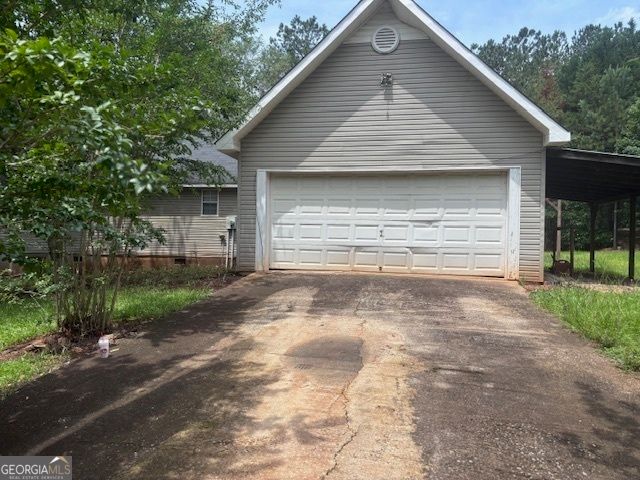 301 Giles Ferry Road, Flovilla, GA 30216