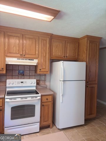 301 Giles Ferry Road, Flovilla, GA 30216